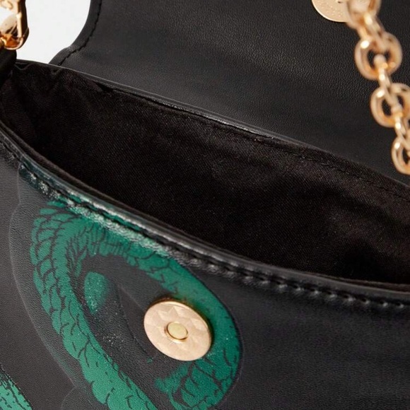 Warner Bros. Black Mini Bag with Green Snake Design - Picture 5 of 5